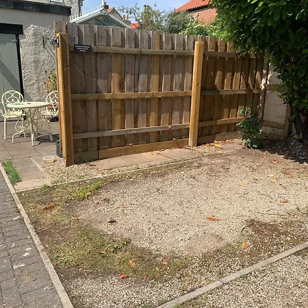 Hops Cottage, - 2 Bedroom With Private Parking In Gated Mews