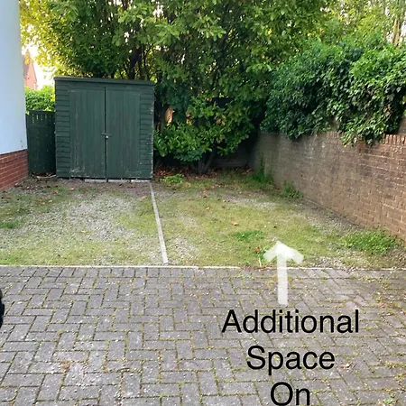 Hops Cottage, - 2 Bedroom With Private Parking In Gated Mews 얌